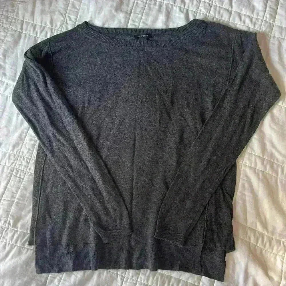 Ann Taylor Slouchy neutral gray sweater cashmere minimalist‎ romantic gothic XS